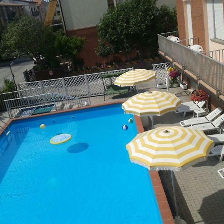 Hotel Otello Punta Marina Luaran gambar