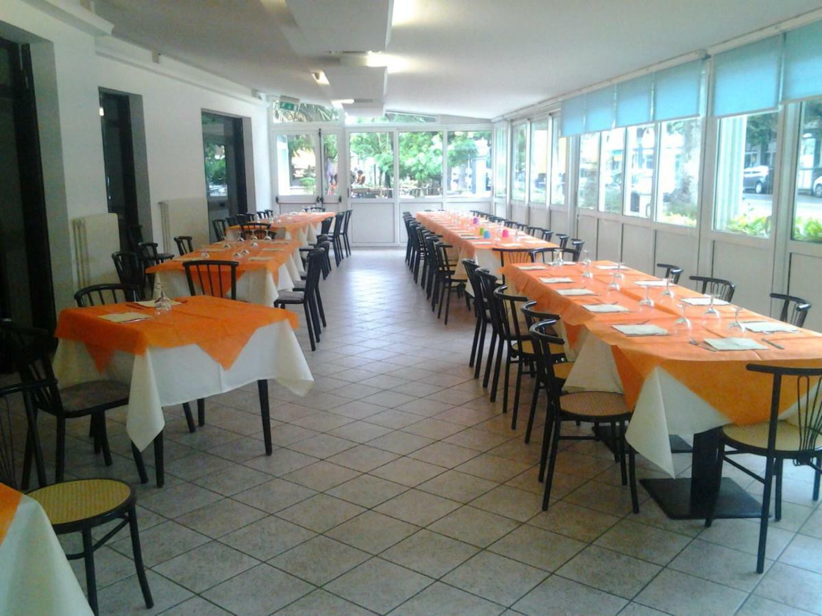 Hotel Otello Punta Marina Luaran gambar