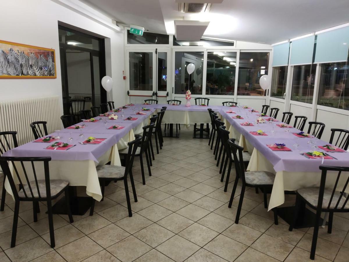 Hotel Otello Punta Marina Luaran gambar