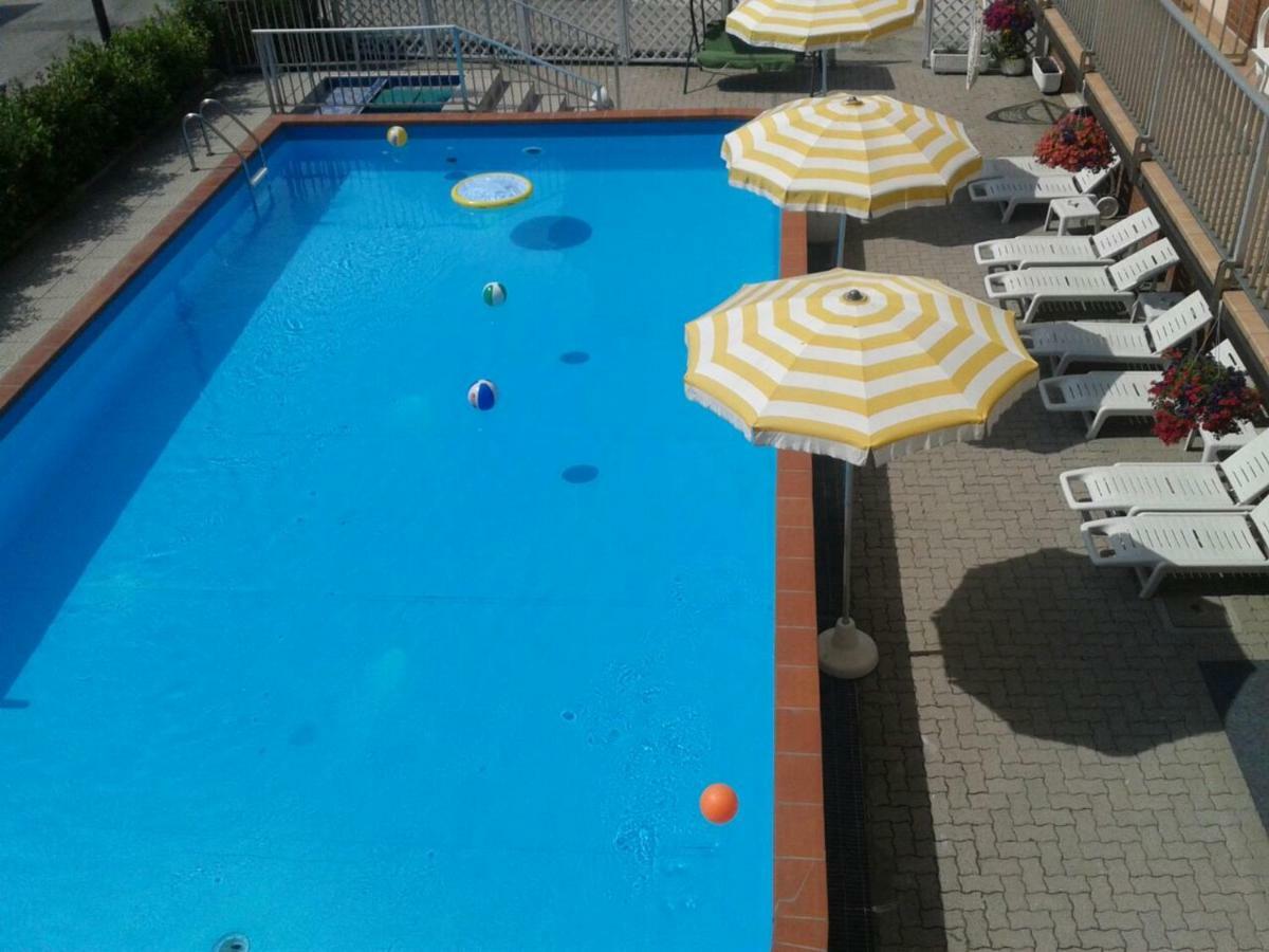 Hotel Otello Punta Marina Luaran gambar